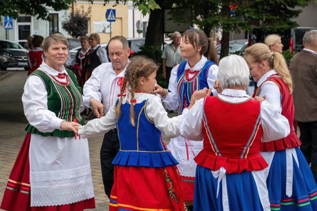26. Powiatowy Przeglad Zespolow Folklorystycznych i Solistow 4