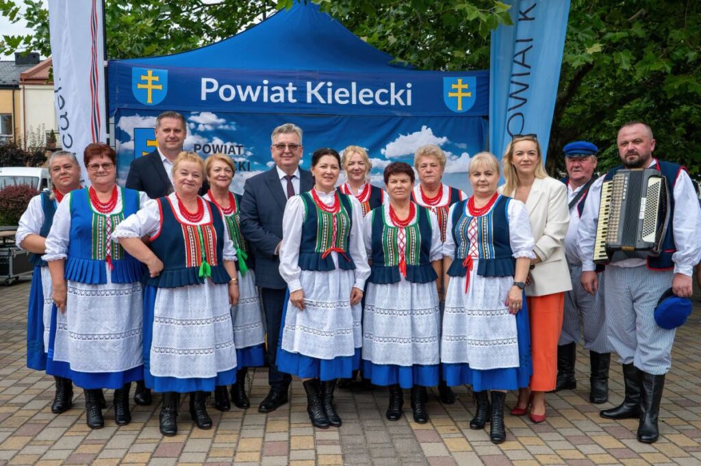 26. Powiatowy Przeglad Zespolow Folklorystycznych i Solistow 7