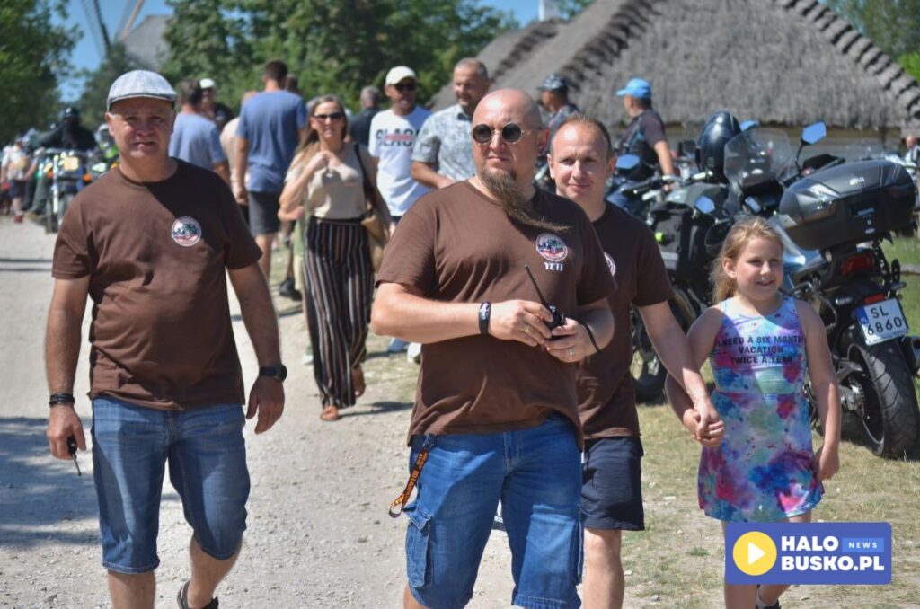 moto piknik w muzeum wsi kieleckiej w tokarni 11