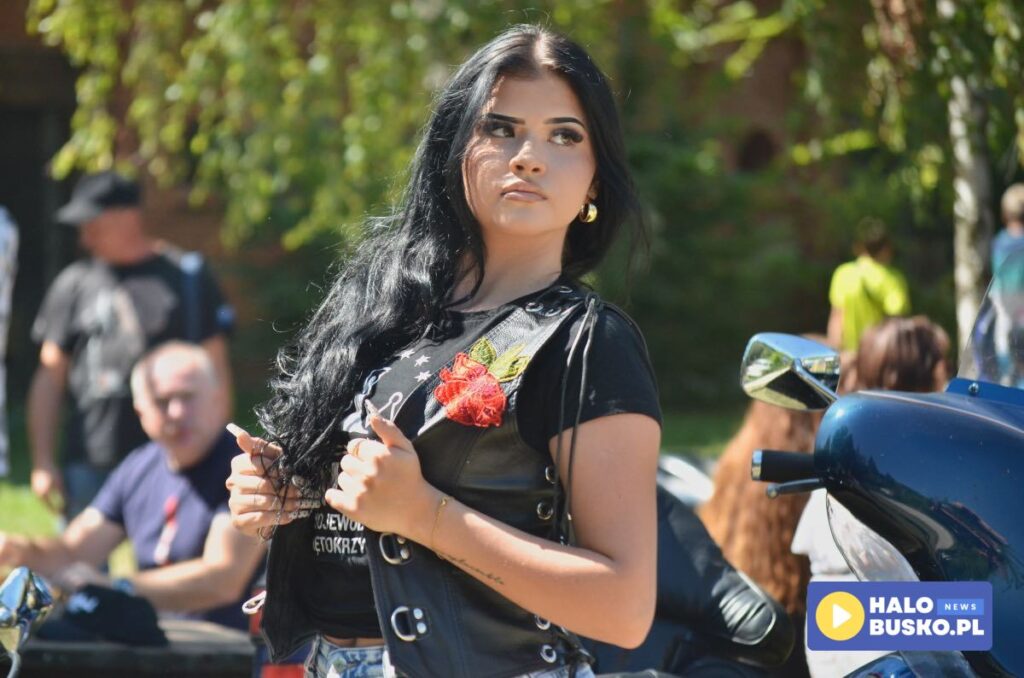 moto piknik w muzeum wsi kieleckiej w tokarni 6