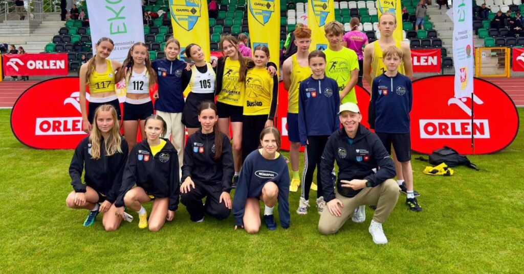 AKS 1947 Busko-Zdrój przegrał 1:2 w Lubaczowie athletics busko zdroj