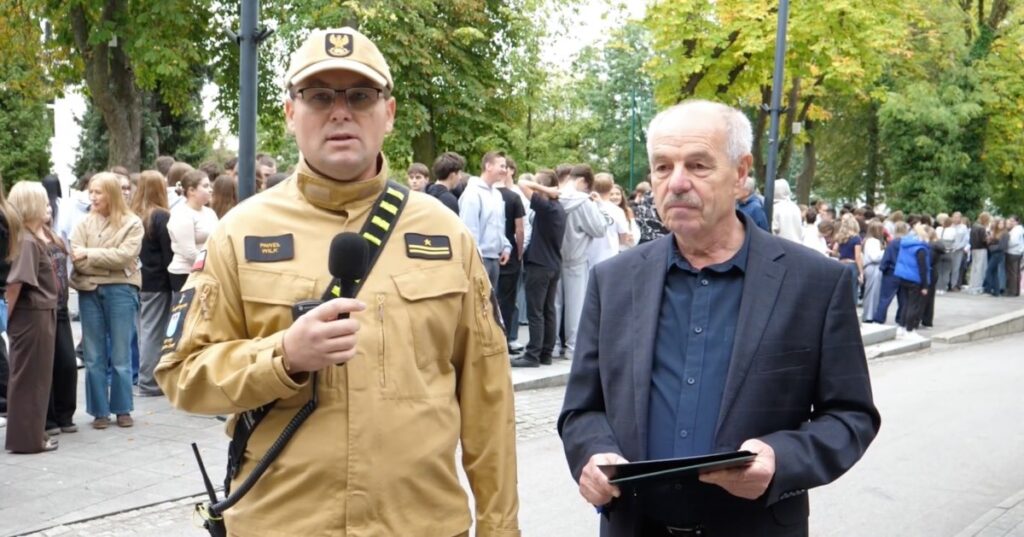 cwiczenia ewakuacyjne w zsp kopernik w busku zdroju