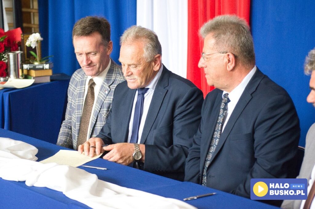 sala gimnastyczna sala gimnastyczna powstanie w zsti w busku zdroju wraz z schronem