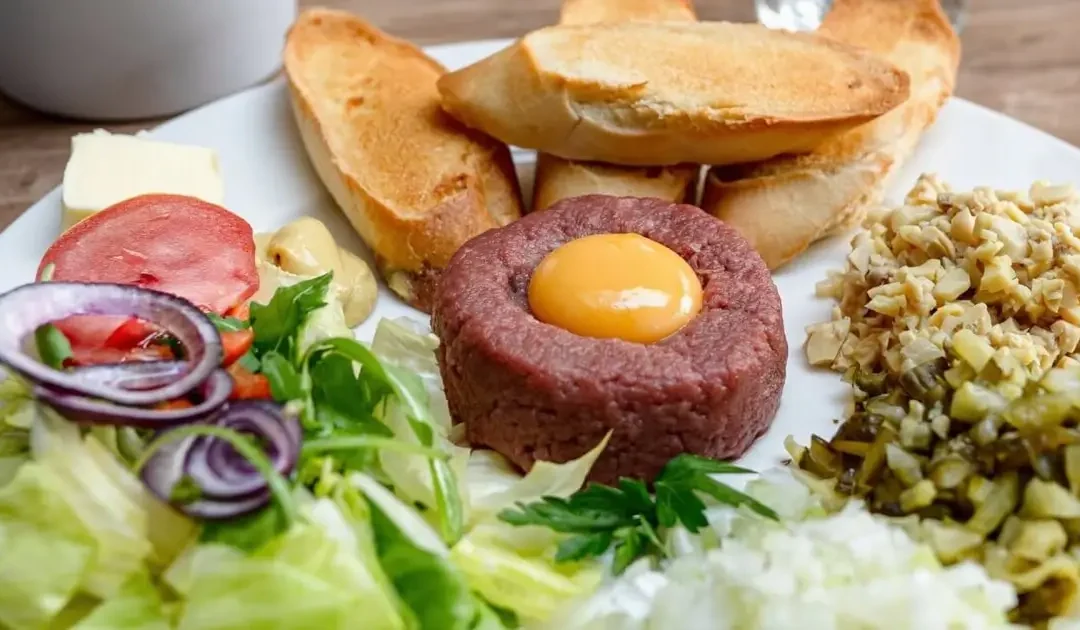 Tatar w Restauracji Słowacki stawia na klasyczne smaki