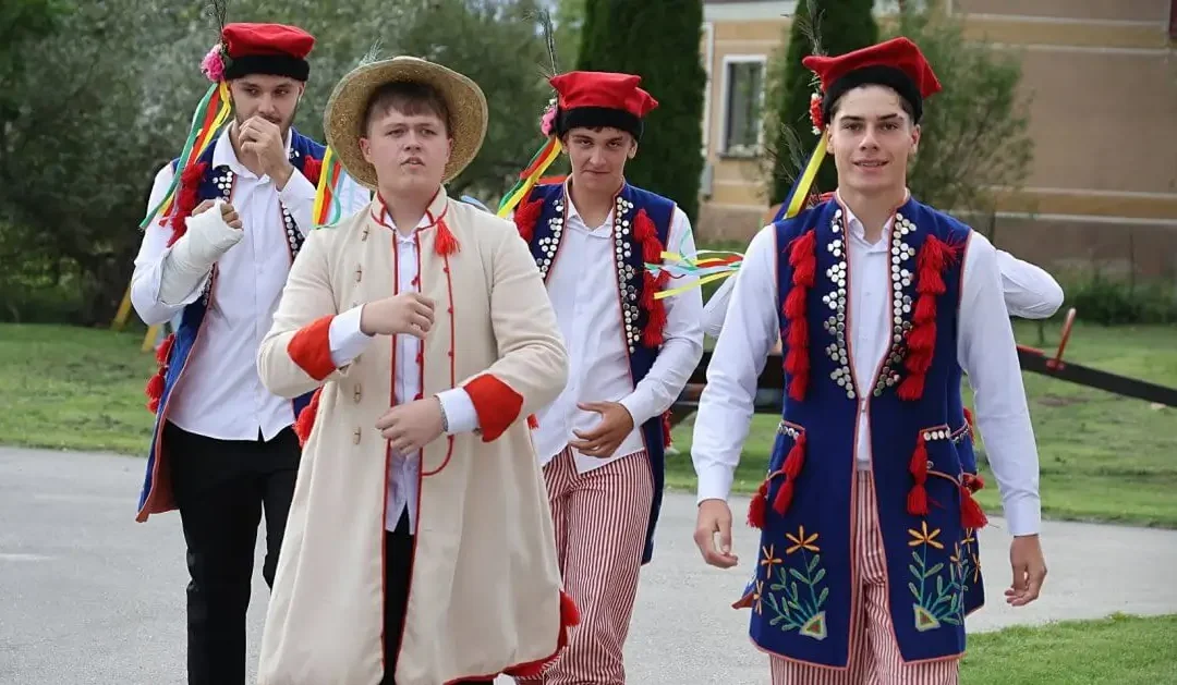 Dawne obrzędy ożyły podczas „Wesela w Podgajach”