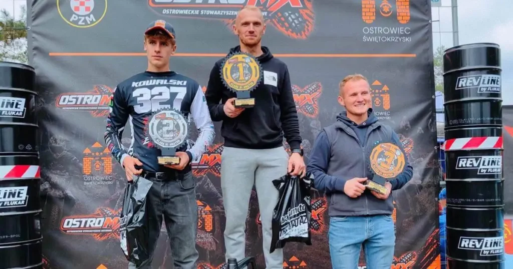 bartek kowalski Bartek Kowalski na podium w Ostrowcu Świętokrzyskim. Sukces Enduro Busko-Zdrój