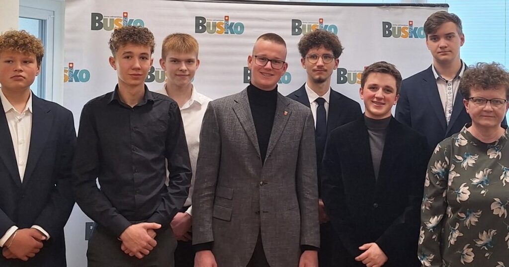 młodzieżowa rada miasta w busku-zdroju