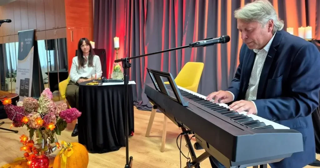 bartek kowalski Literatura i muzyka podczas Nocy Bibliotek w Solcu-Zdroju
