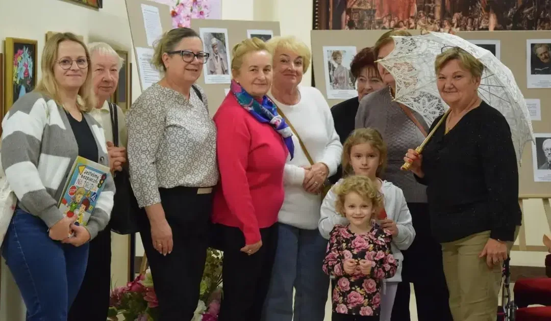 „Lalka” Bolesława Prusa podczas Nocy Bibliotek w Stopnicy. Wspólne czytanie, wystawa i film
