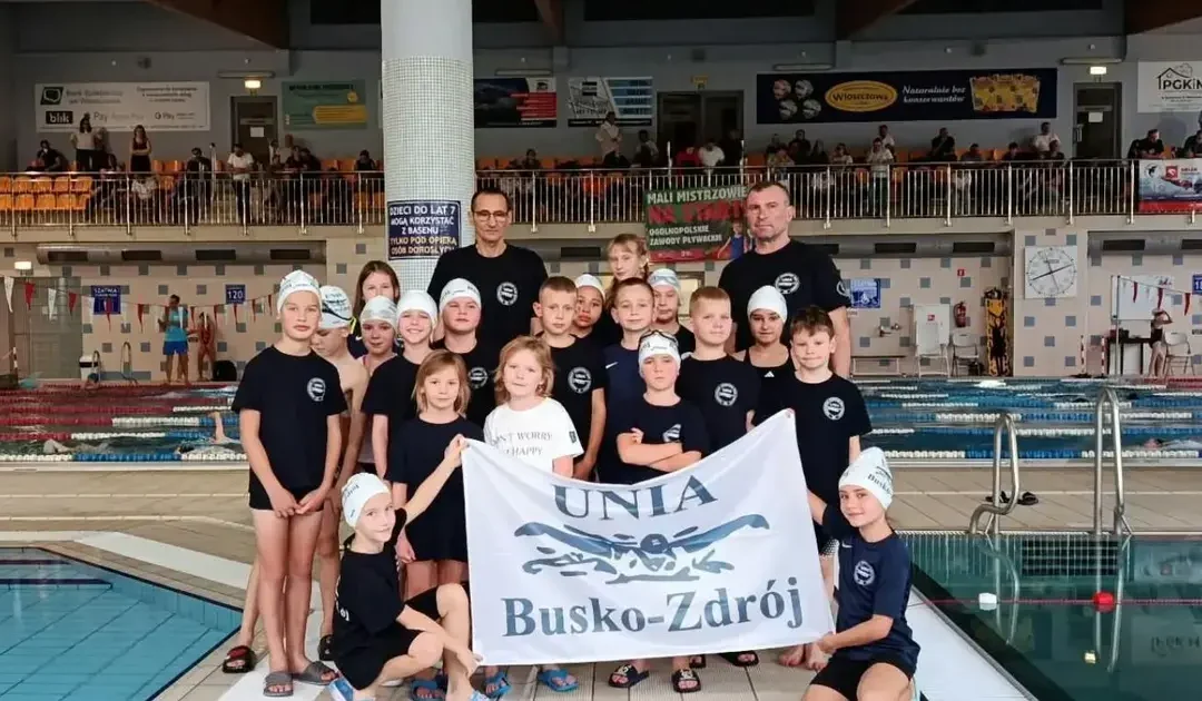 Medalowe sukcesy pływaków Unii Busko-Zdrój na zawodach we Włoszczowie